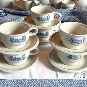 Set 8 Pfaltzgraff Yorktowne Blue Cups and Saucers